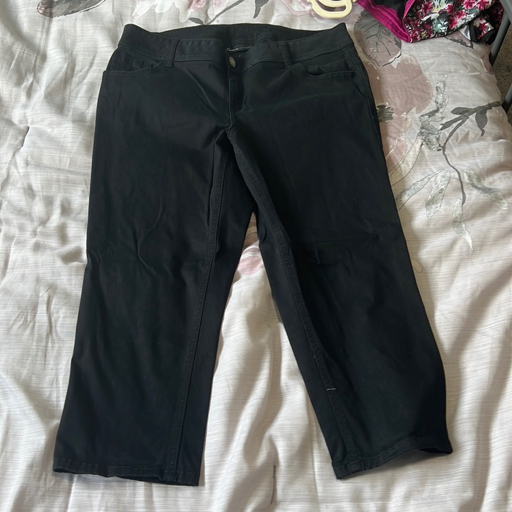 Lane Bryant size 16 black crop pants